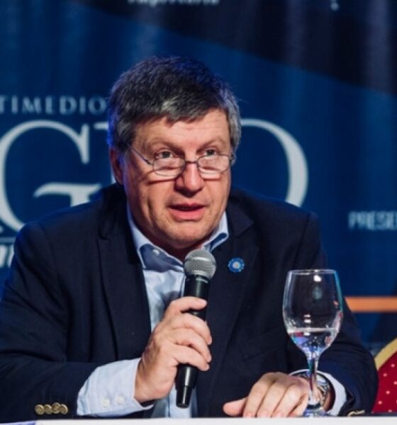 Denuncian que Miguelez pagó 180 millones en horas extras en el Mercado Central sin autorización del directorio