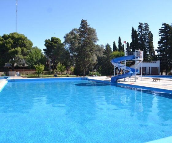El sábado 20 iniciará la temporada en las piscinas municipales del distrito