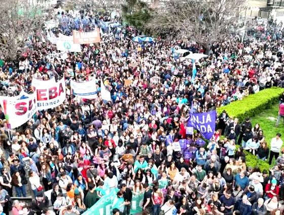 La marcha de la CGT contra la reforma afecta el servicio del transporte público de pasajeros