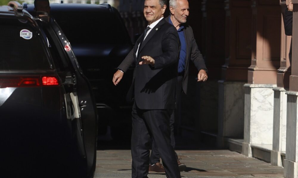 Jorge Macri se reunió con Toto y le reclamó una deuda de $350 mil millones