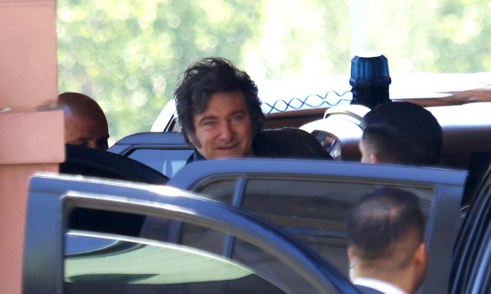 Milei analiza voltear por DNU las leyes de financiamiento universitario