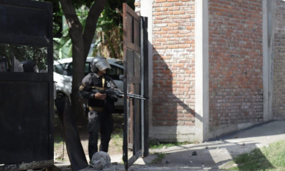 Grabois cruzó a Mayra por la represión a trapitos: "pegarle a los laburantes es de garca"