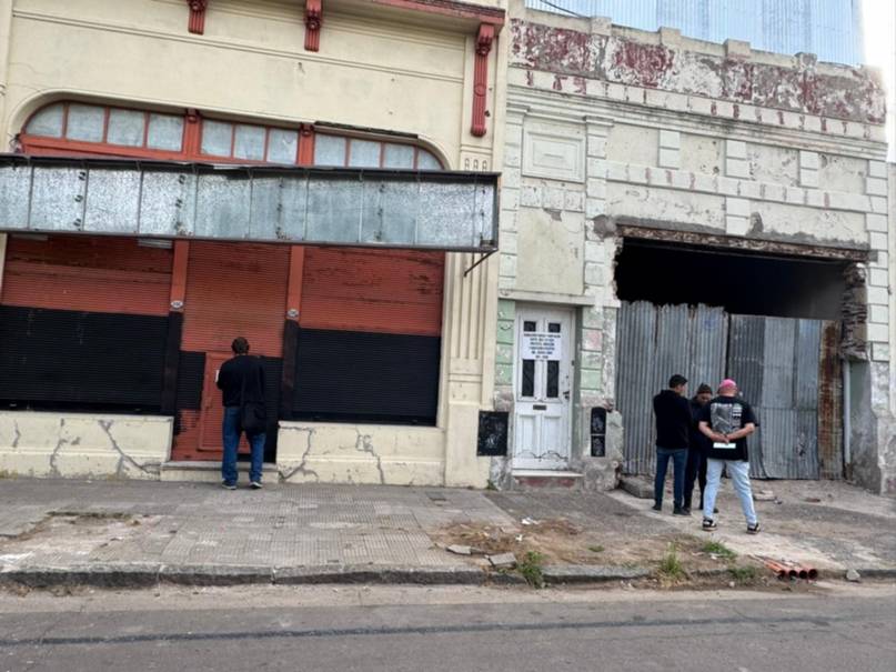 Clausuran after en el centro con 150 personas y sin permisos