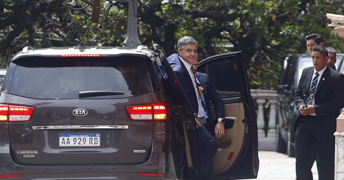 Jorge Macri negocia para que Milei le entregue 155 mil metros cuadrados en el medio de Caballito