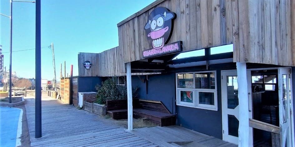 Festival de música y danza en el Polideportivo y Guardalavaca