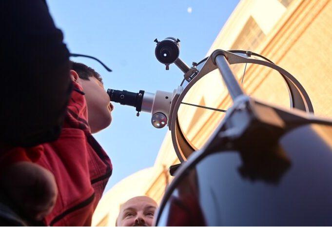 Atardeceres de telescopio en el observatorio universo hub