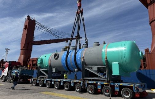 Comienzan maniobras de arranque tras parada de planta programada en Profertil