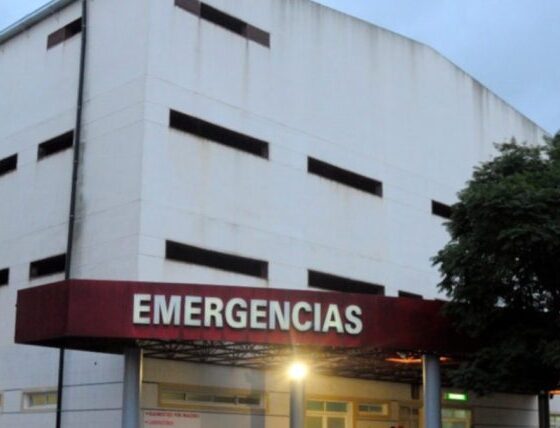 Una oficial de policía reanima a una beba de dos meses que se ahogó en su casa