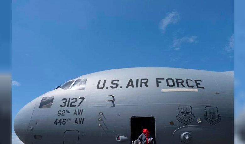 Argentina negocia con EE.UU. recibir deportados de terceros países