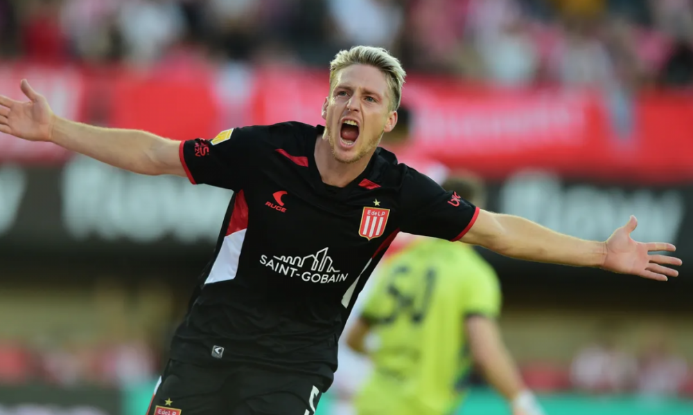 Verón tuvo que vender a su mejor jugador para costear la aventura con Foster Gillett