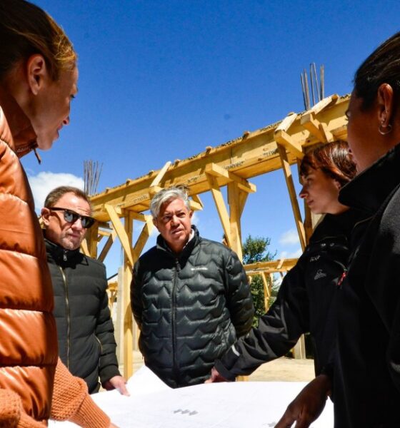Rolo Figueroa construye una impactante ruta de montaña que sumará Traful al circuito de los siete lagos