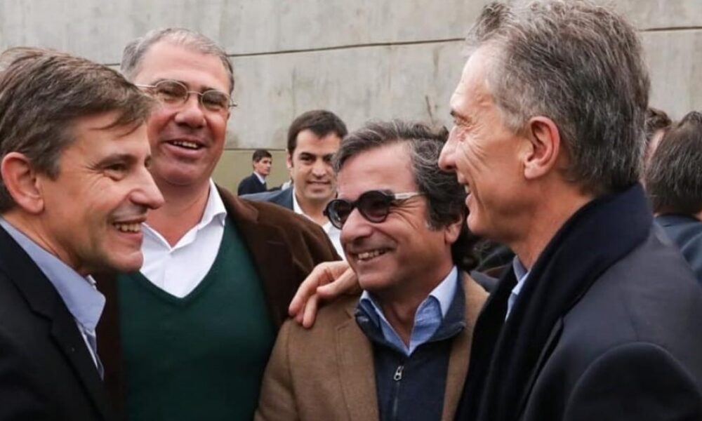 Caputo pone a un hombre de Macri a manejar la obra pública