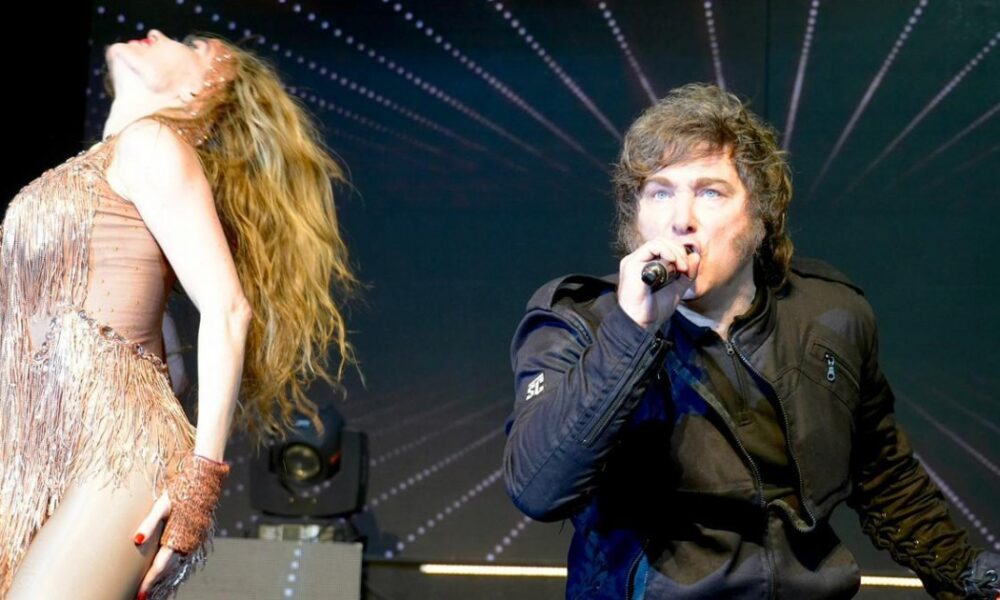 Bronca de los gobernadores con Milei porque pavoneó con Fátima mientras se incendia la Patagonia y se inunda T