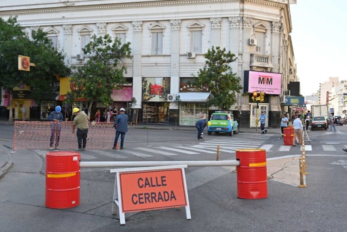 Cortes programados de calles y cambios de recorridos