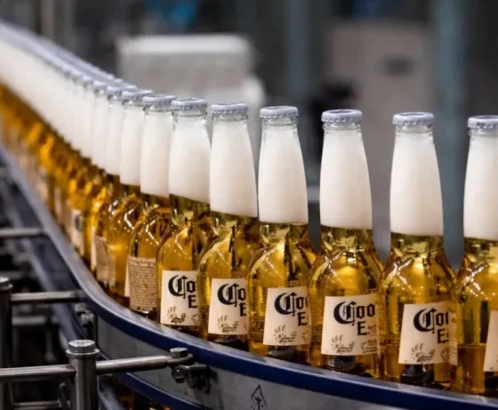 Quilmes decidió reducir a la mitad su planta de personal en la fábrica que produce la cerveza Corona