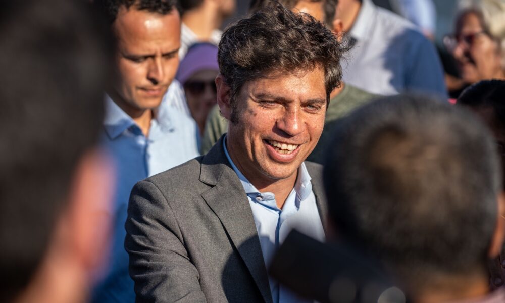 Axel Kicillof visita Villarino y Patagones con una intensa agenda de obras y entregas de escrituras