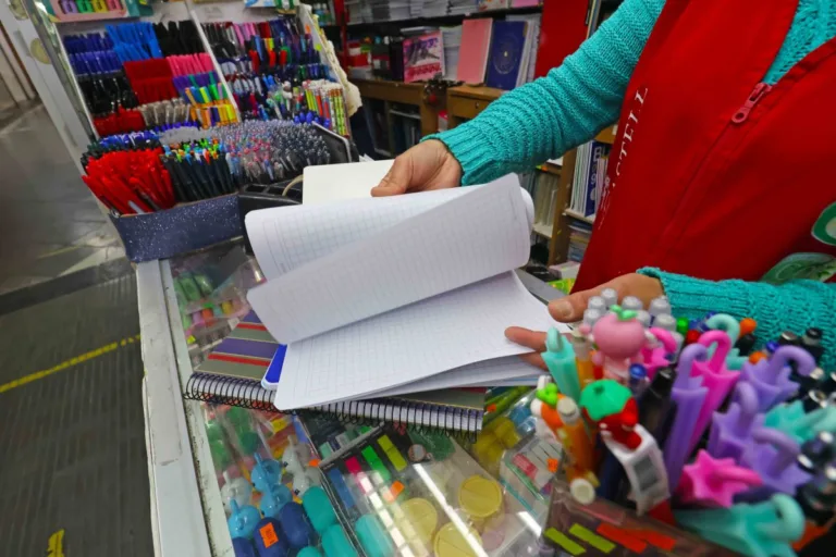 Recomendaciones de la OMIC para la compra de útiles escolares