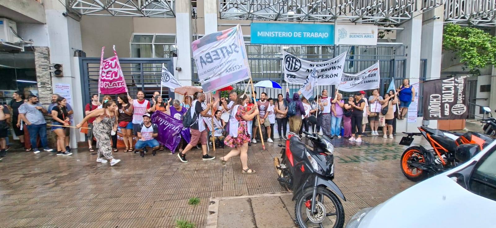 Días claves para las paritarias de docentes y estatales de la provincia de Buenos Aires