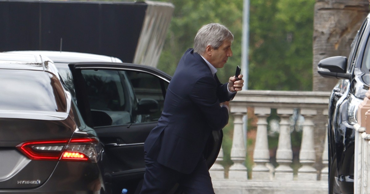 Pami suspende pagos a los hospitales de la Patagonia y denuncian que Toto Caputo pisa los fondos