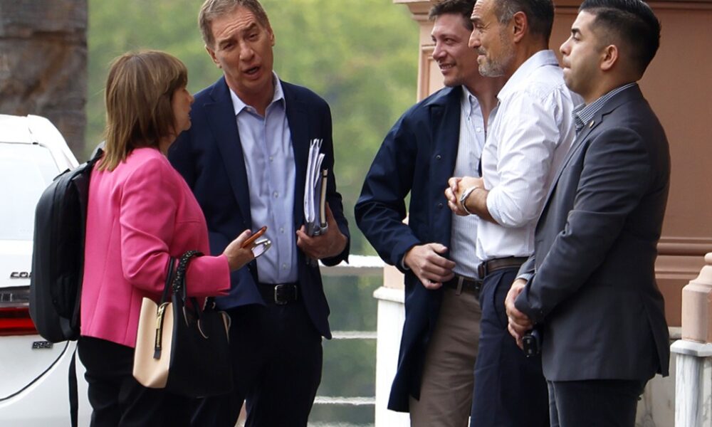 Milei le pidió a la mesa política que se interne en el Senado hasta que salga la reforma laboral