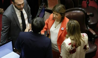 El gobierno consiguió 41 senadores para el quórum y el peronismo teme nuevas fugas