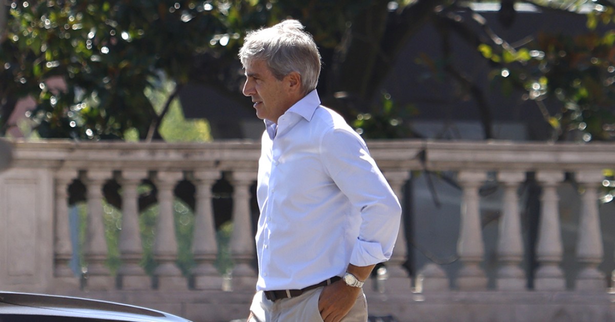 Toto Caputo hace obras públicas clandestinas para que no se enoje Milei