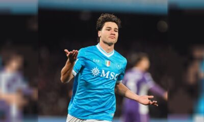 Napoli le ganó a Fiorentina y mantiene viva la ilusión en la Serie A de Italia