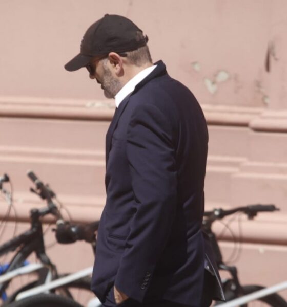 Bronca en la Rosada con Sturzenegger porque complicó al Gobierno con la cláusula de licencias