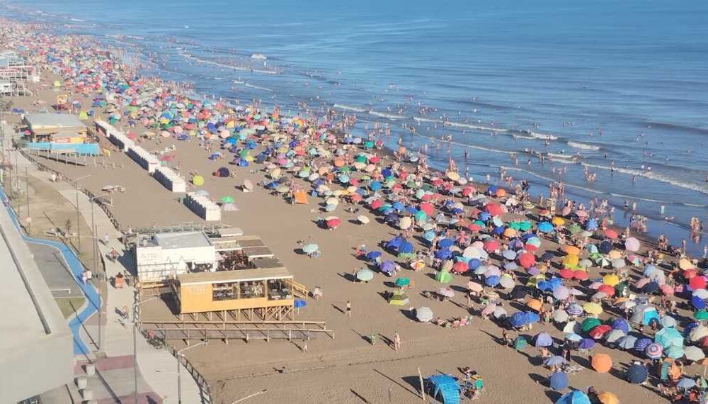 Monte Hermoso vivió un fin de semana de Carnaval con alta ocupación, playas colmadas y una agenda de actividades para todos los gustos