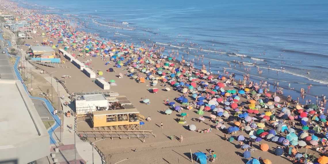 Monte Hermoso vivió un fin de semana de Carnaval con alta ocupación, playas colmadas y una agenda de actividades para todos los gustos