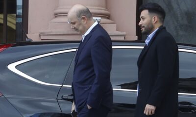 El gobierno admitió que en 2025 se anotaron sólo 10 alumnos al curso de la esposa de Sturzenegger