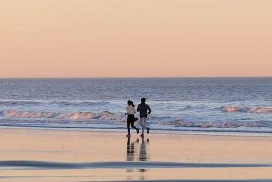 El mar hace bien. ¿Qué ocurre en la mente cuando estamos en la playa y en el ambiente costero?