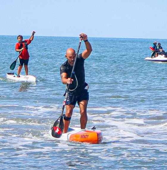 Monte Hermoso recibió la apertura del circuito nacional de SUP Race con doble jornada en el mar