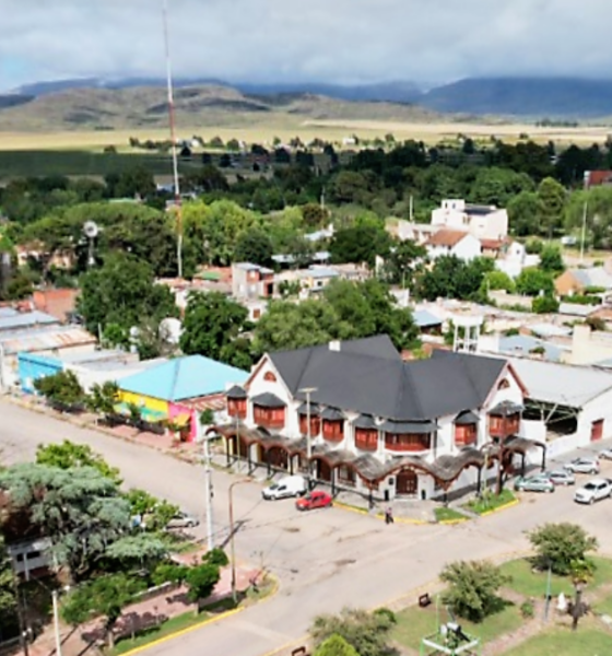 Escapada a un refugio de montaña en Buenos Aires, reconocido por sus paisajes y senderos