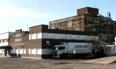 Tres Arroyos: Reabrió el frigorífico Anselmo con 70 operarios