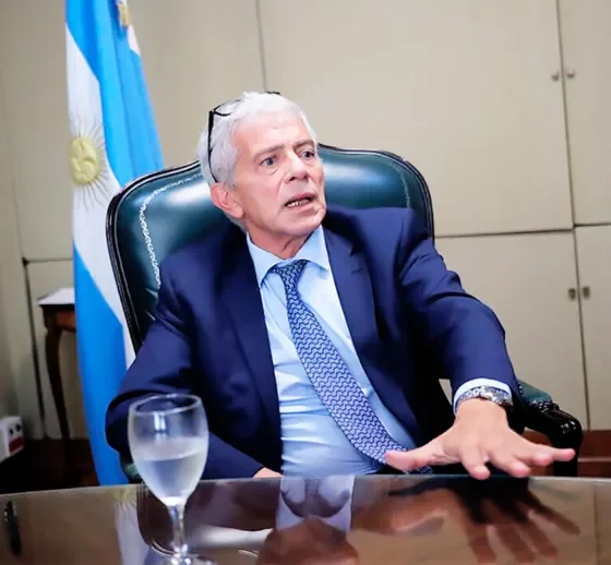 “La ley tiene que transmitirle a la sociedad que el que las hace las paga”