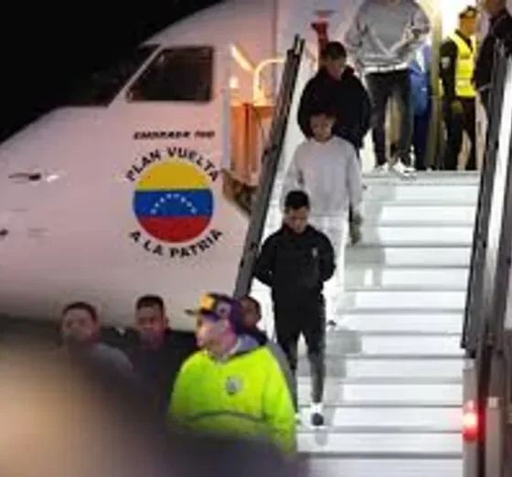 Llegó a Venezuela un vuelo con 110 migrantes venezolanos deportados desde EEUU