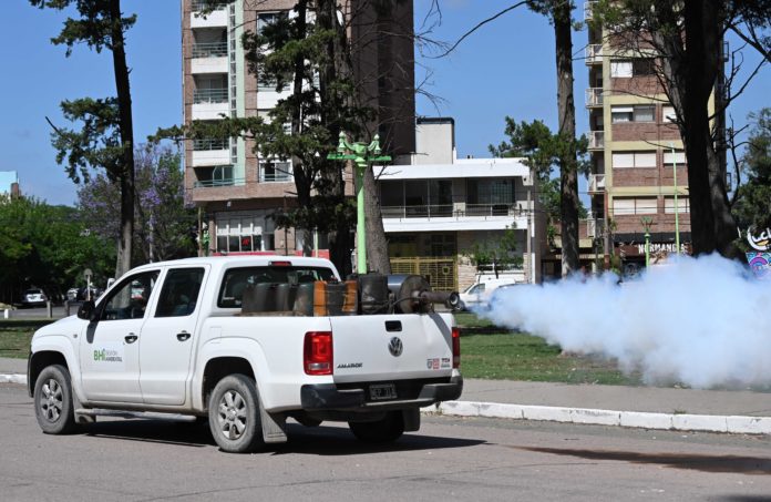 Tareas de fumigación en el distrito