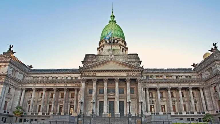 El Gobierno oficializó la prórroga de las sesiones extraordinarias