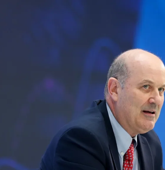 Diputados reclaman explicaciones por la contratación vinculada a la esposa de Sturzenegger