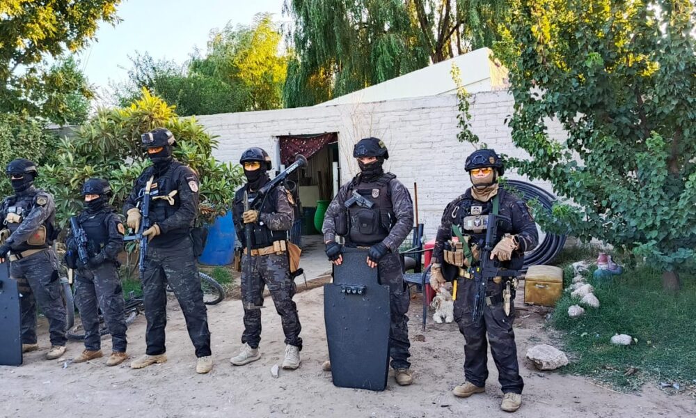 Tres detenidos tras múltiples allanamientos por un ataque armado y droga