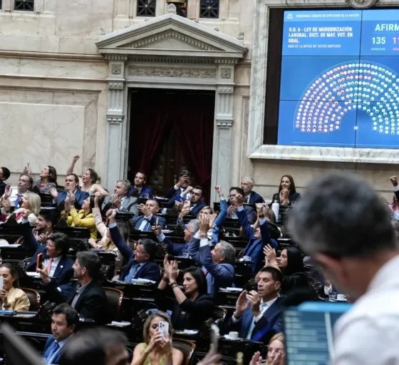 Diputados aprobó la reforma laboral que ahora deberá volver al Senado