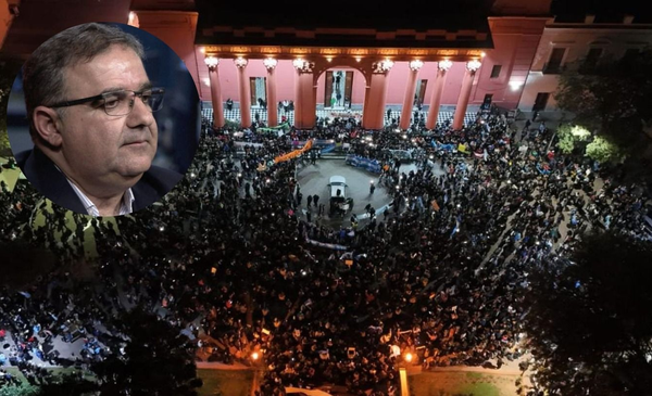 DOCENTES contra JALIL: MULTITUDINARIA MARCHA en CASA DE GOBIERNO por MEJORAS SALARIALES