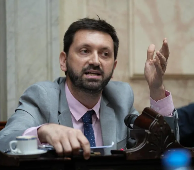 “El discurso del presidente fue bochornoso”, aseveró Juliano