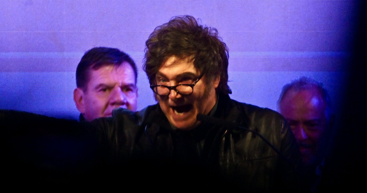 Libertarios quieren suprimir un homenaje a las Abuelas y extreman el negacionismo