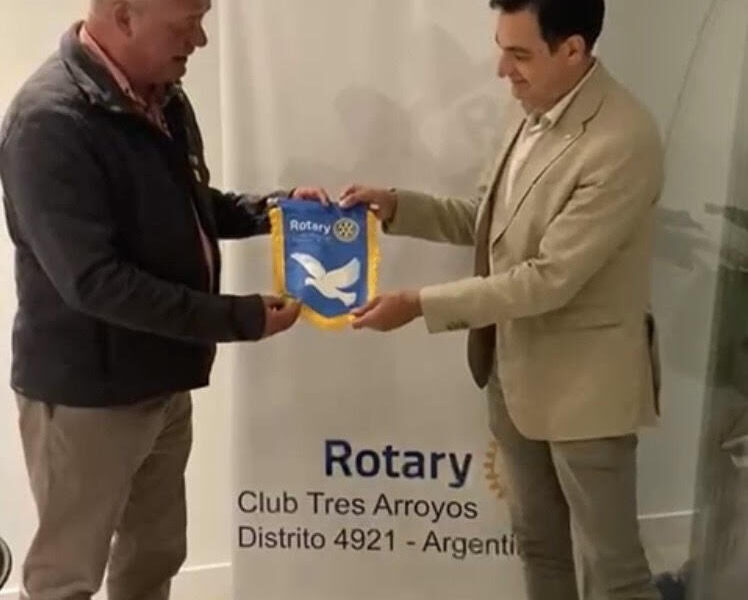 El Rotary Club Tres Arroyos fortaleció vínculos con la visita del gobernador del Distrito 4921