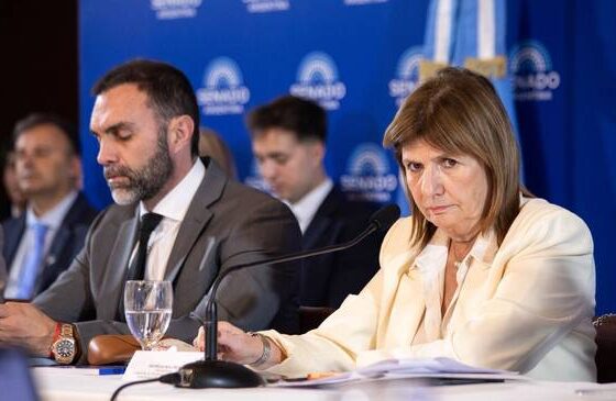 Con demoras y pocos temas, LLA pone en marcha el Congreso