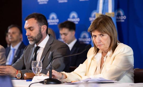 Con demoras y pocos temas, LLA pone en marcha el Congreso