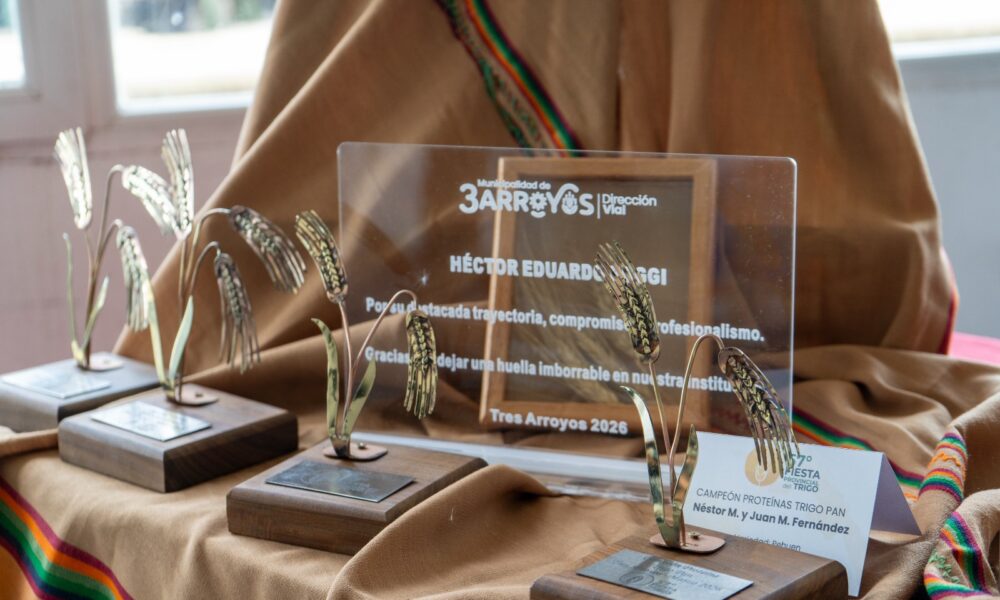 Reconocimientos y premiaciones en el marco de la Fiesta Provincial del Trigo