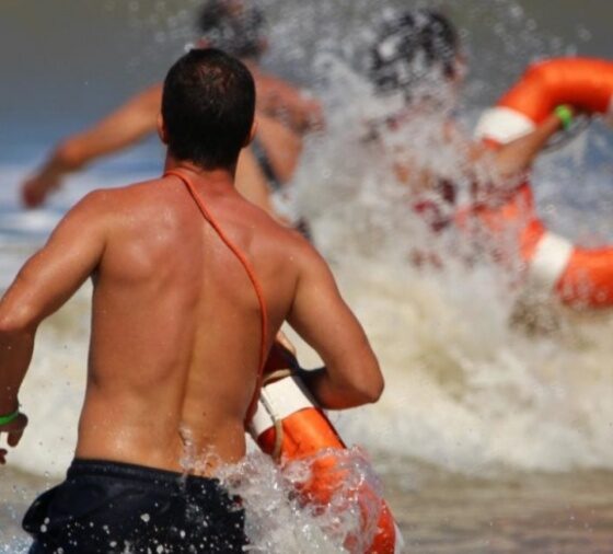 Operativo de seguridad en playas: se extiende el servicio de guardavidas hasta abril